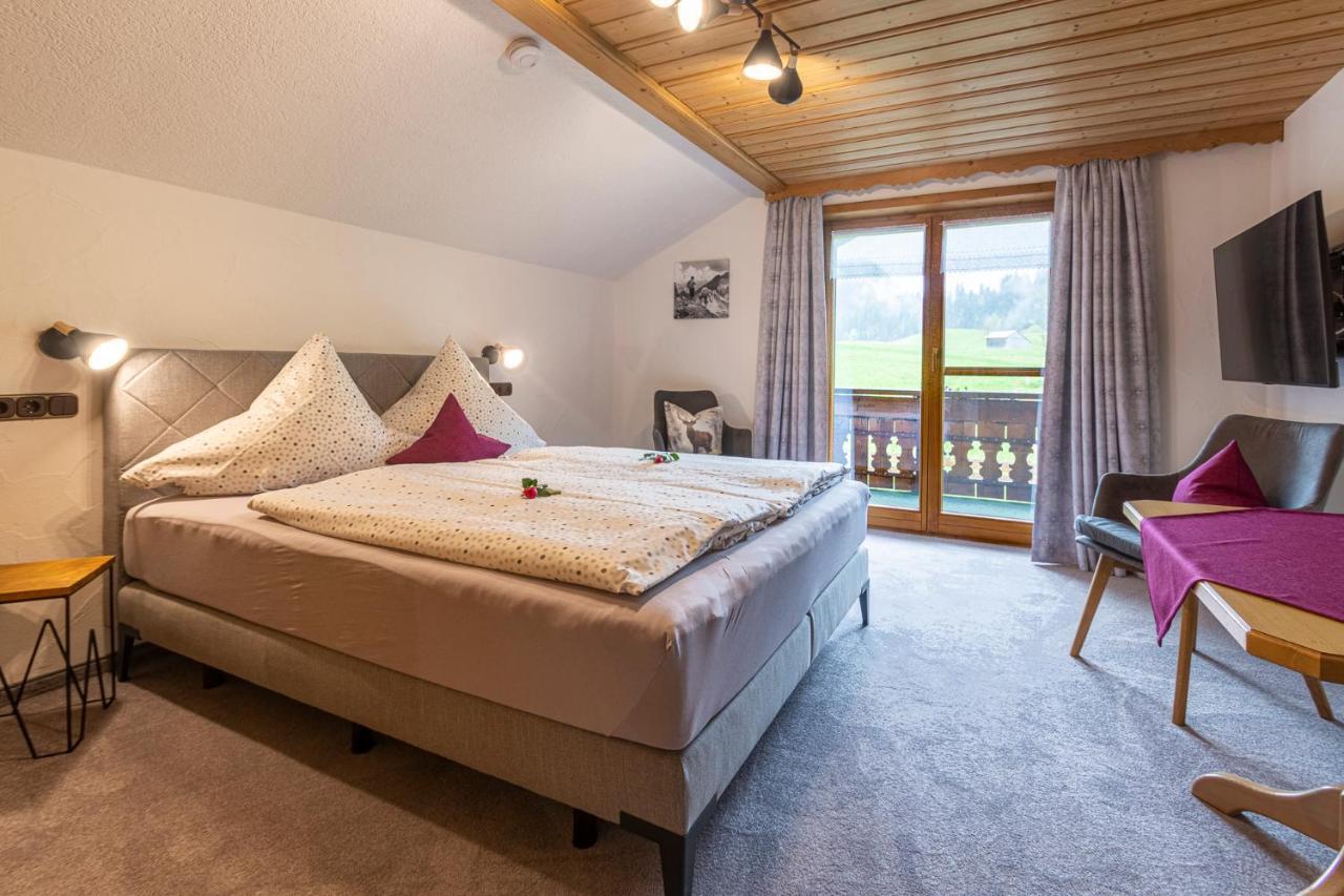 Landhaus Berktold Obermaiselstein Exterior photo