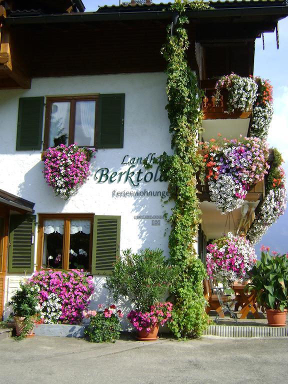 Landhaus Berktold Obermaiselstein Exterior photo